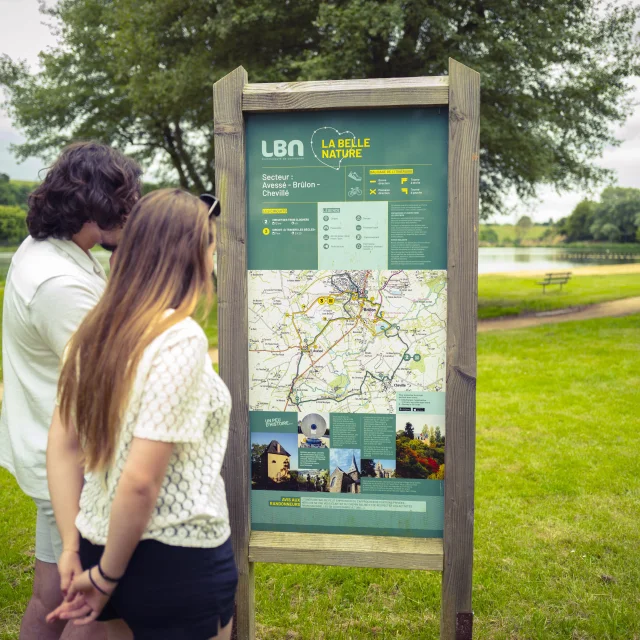 Chemin Pédestre Brulon Vallée De La Sarthe