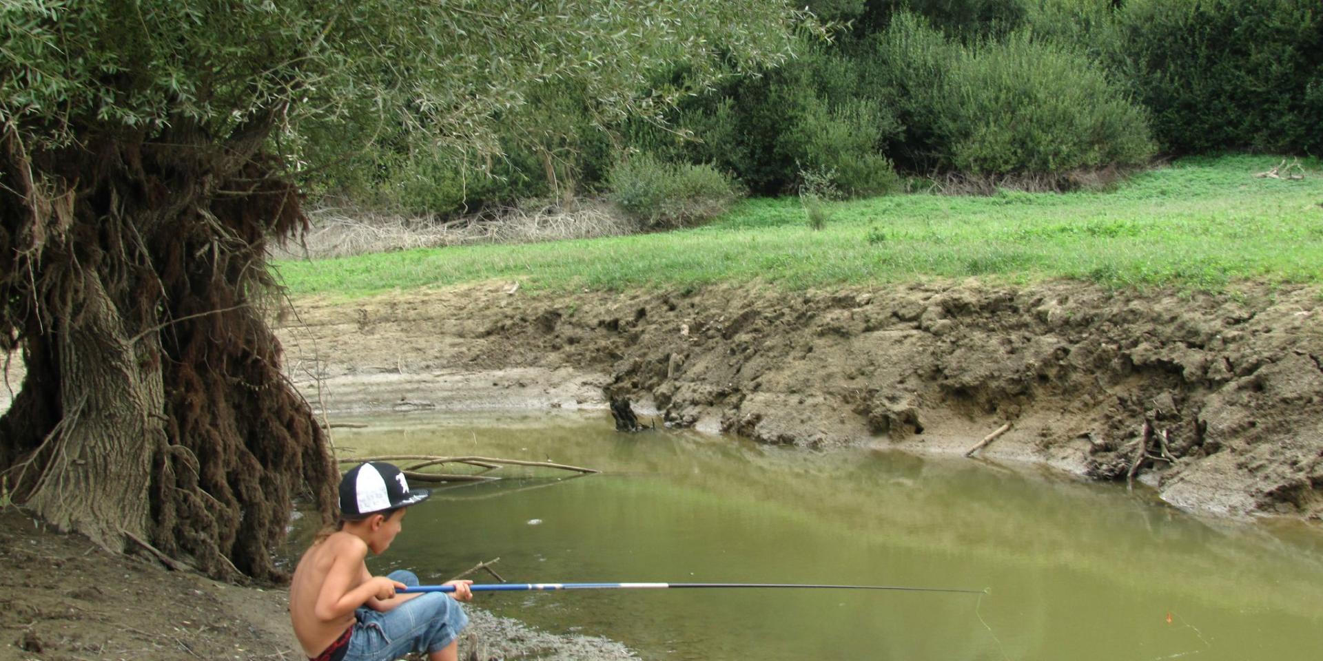 Mondely fishing