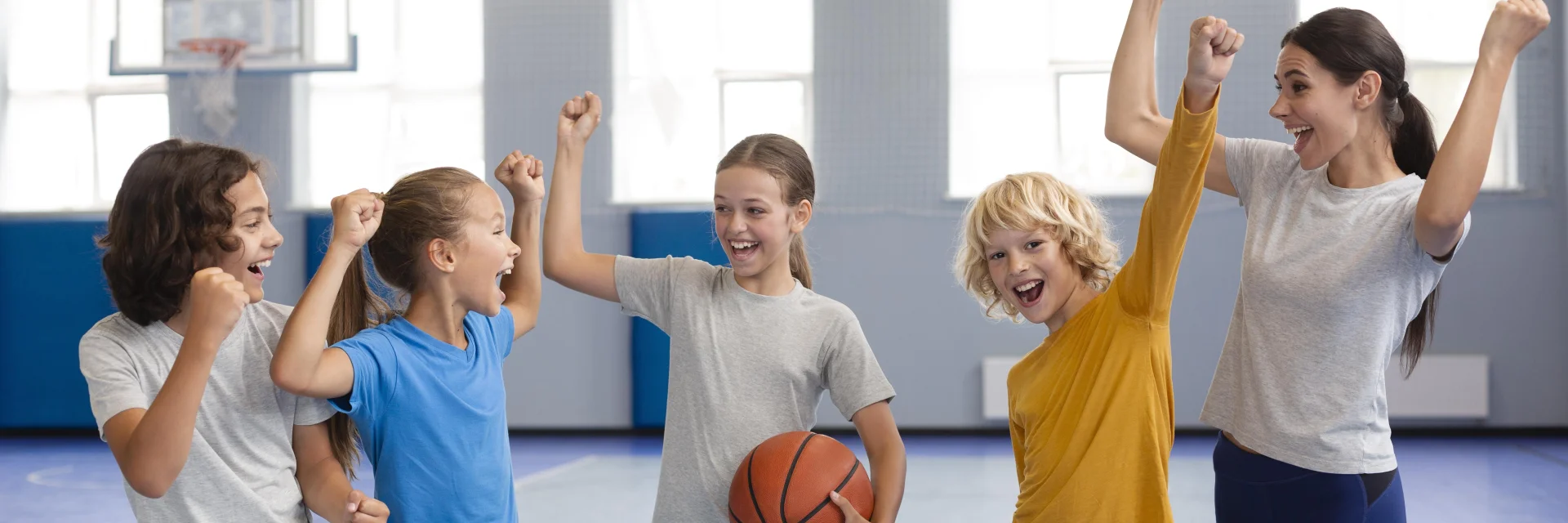 Professeur De Sport Avec Ses Eleves