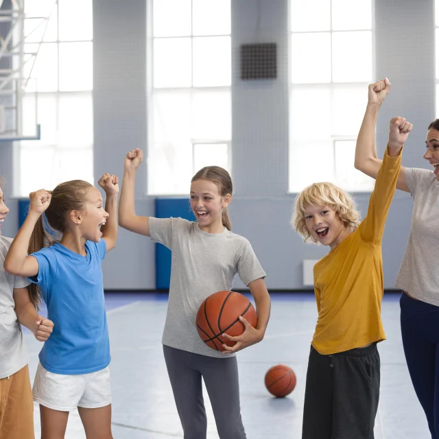 Professeur De Sport Avec Ses Eleves