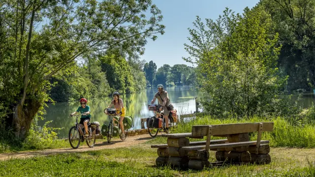 Vallee Du Loir A Velo Large