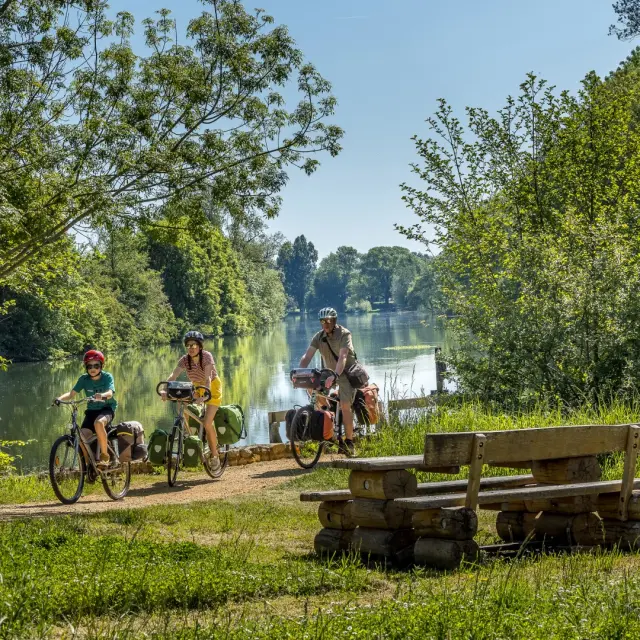 Vallee Du Loir A Velo Large