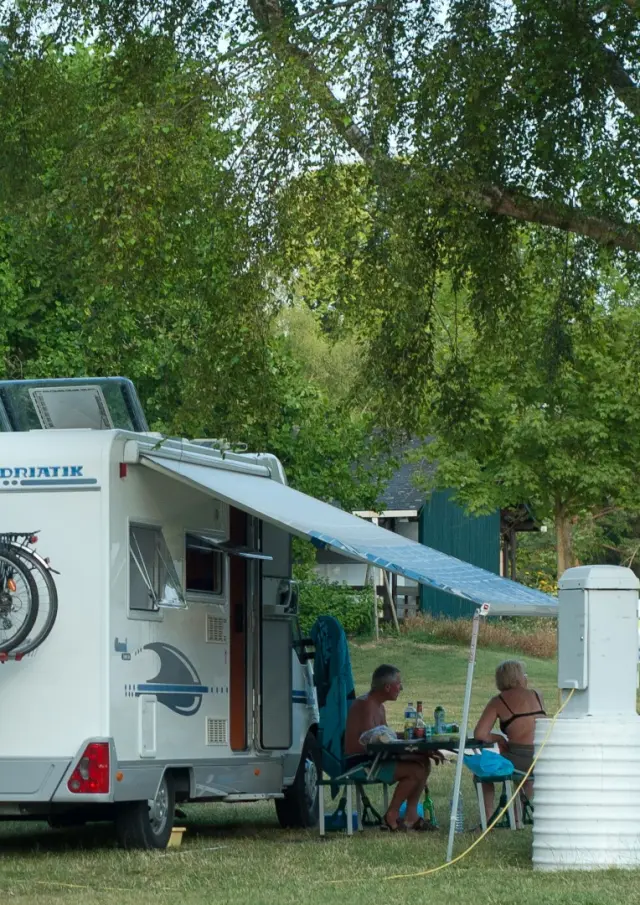 Camping La Flechestevan Lira 8 Large
