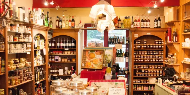 La Chartre Sur Le Loir Comptoir Gourmand Stevan Lira2 Large