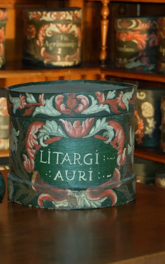 Apothicairerie├® Stevan Lira9 Large