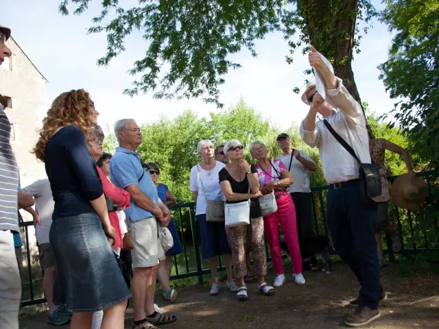 Visit to Vaas as a prelude to Festiloir