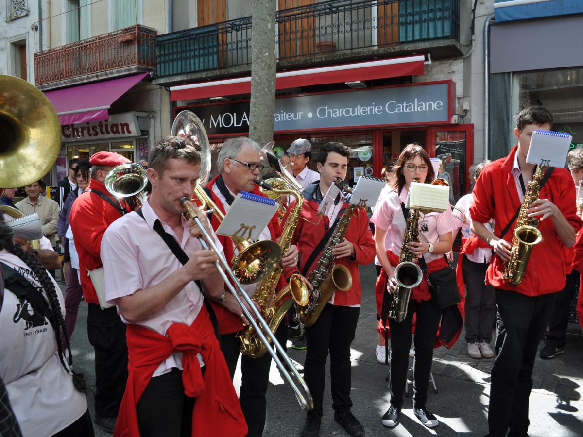 The Cherry Festival and Céret de Bandas Official website of the