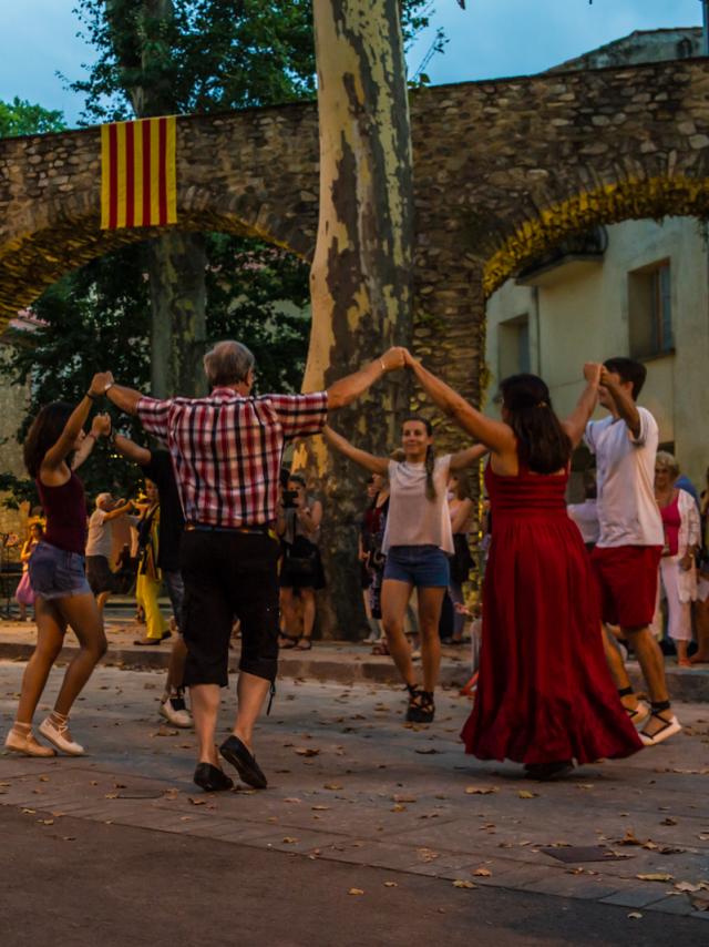 sardanes-16068-ll.jpg