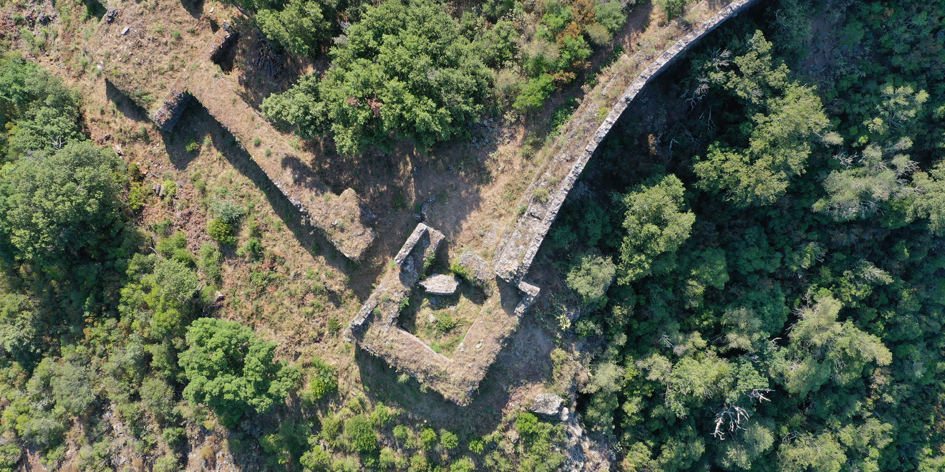 Le site antique de Les Cluses | Site officiel de l'office de tourisme du  Vallespir