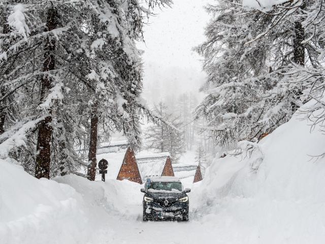 Chutes de neige abondantes à Vars, N'oubliez pas les équipements, ils sont obligatoires!