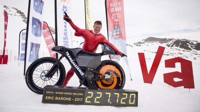 Eric Barone, recordman de vitesse en VTT sur neige sur la piste de Chabrières