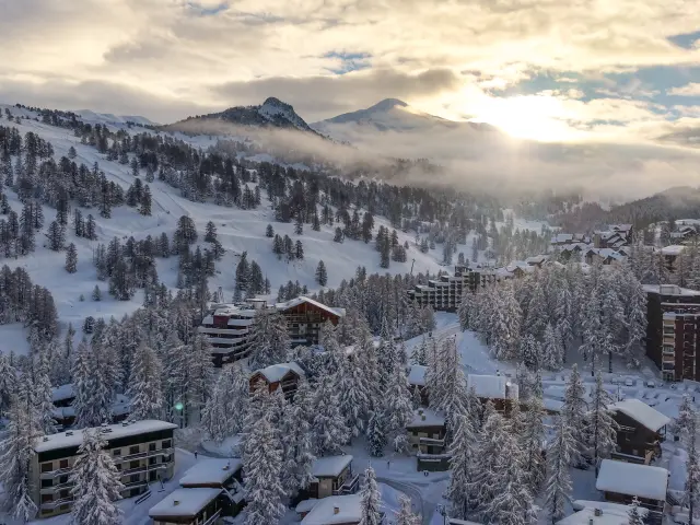 Village de Vars sous la neige