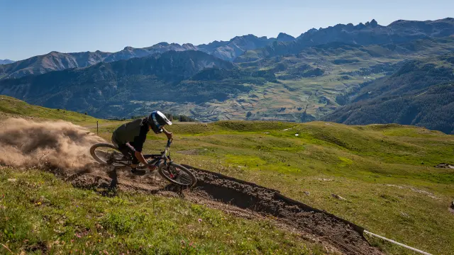 Mtb Team Up 3