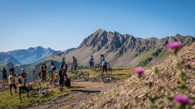 Mtb Team Up 5
