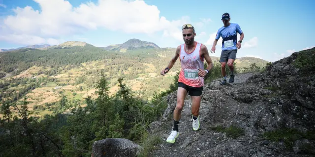 Vars, Alpi dell’Alta Provenza, Francia. 26 luglio 2026. Vars Mountain Trail 2026. KV de La Mayt 3,7 km / 930 m di dislivello positivo, Le Tour Des Crêtes 42 km / 3100 m di dislivello positivo, I 5 Passi 23 km / 1400 m di dislivello positivo, La Fouleè du Château 10 km / 430 m di dislivello positivo. Foto di Damiano Benedetto/ Fotografo dello staff
