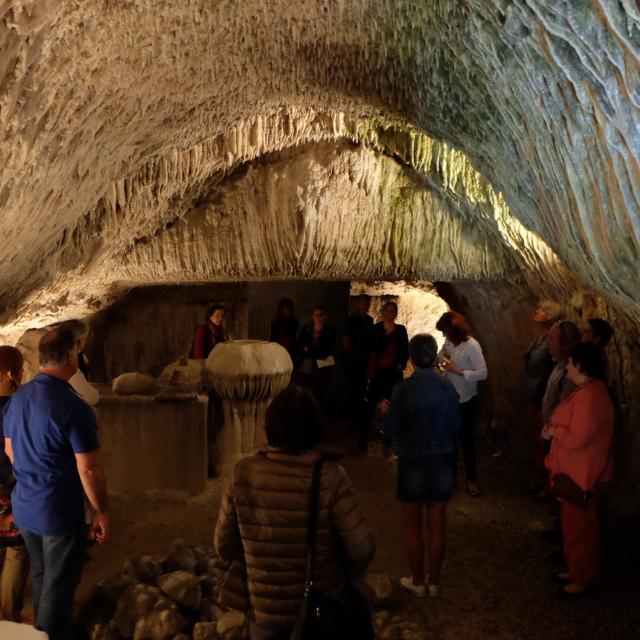 la grotte pétrifiante à Trôo