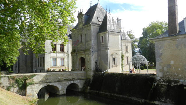 Château De La Mézière