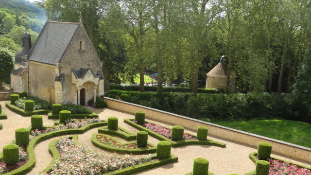 Jardin à La Française au château de Courtanvaux