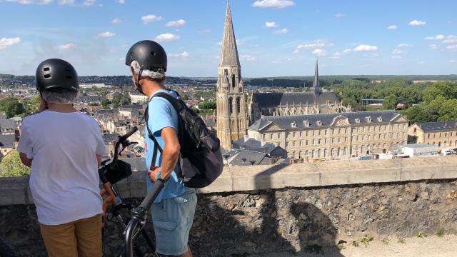 Balade En Trottinette électrique Tout Terrain- Terrasse du château de Vendôme