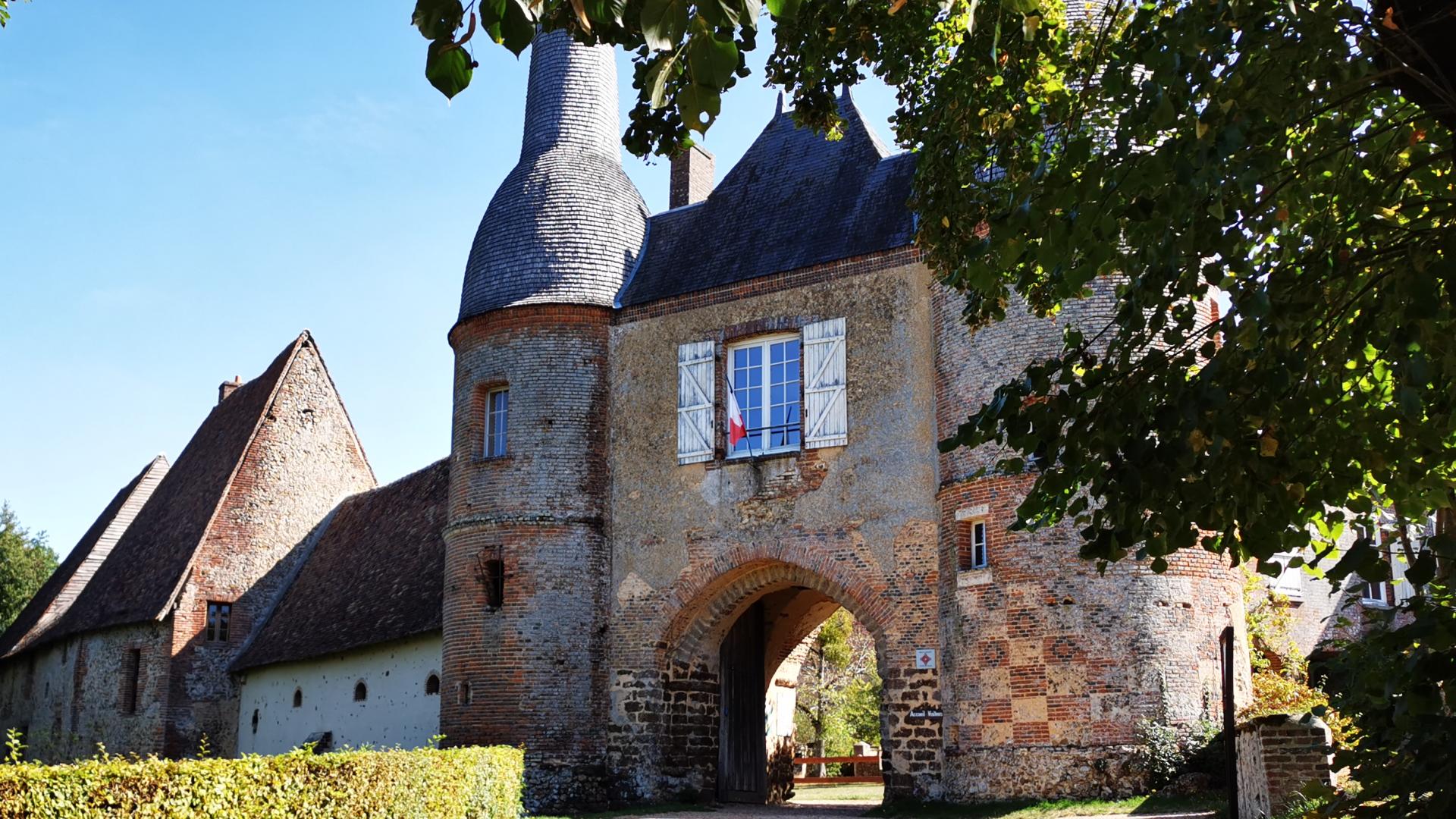 Porte d'entrée - Commanderie d'Arville