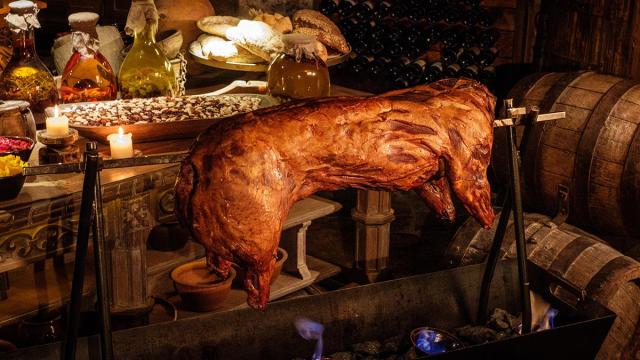 Banquet Médiéval Dans La Grange Aux Dîmes