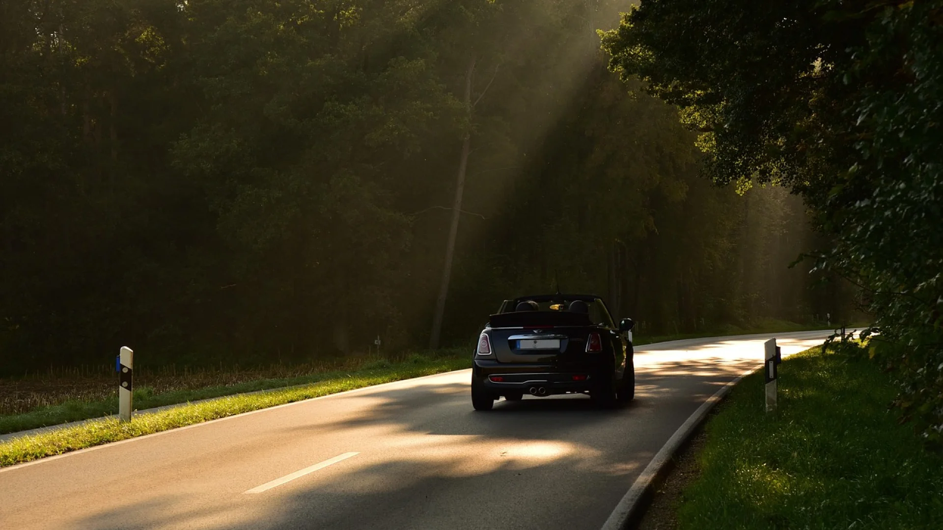 Balade en voiture sur nos routes de campagne