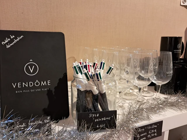 Boutique De Noele. Pleuvry Vendome Tourisme 20