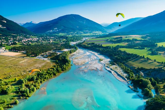Parapente, lac de Castillon, Alpes de Haute Provence, Parc Naturel Régional du Verdon