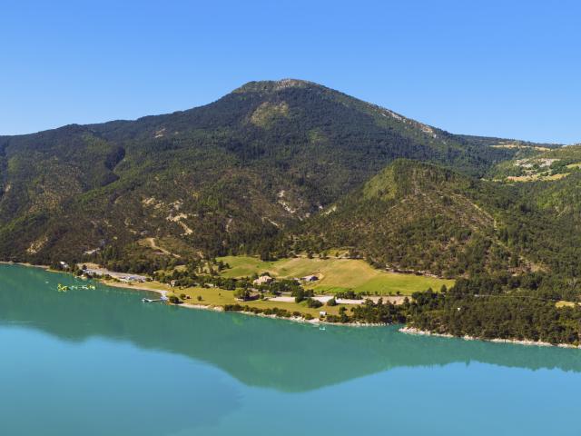 06 Lac Castillon Dsc4856 Panorama Modifier Min