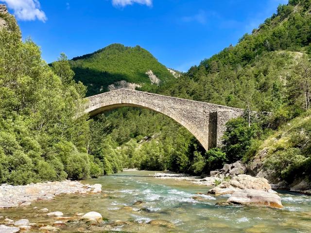 Le Pont De La Reine Jeanne ©a.baud