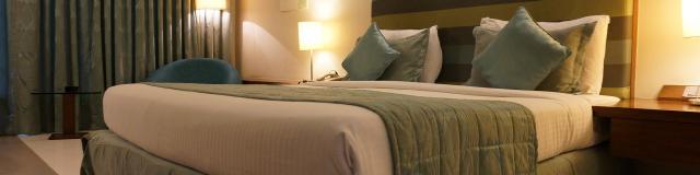 hotel-g00ed69413-1920.jpg