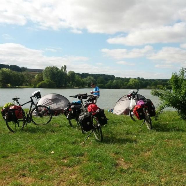 Tentes Et Velos Camping De Laulnaie