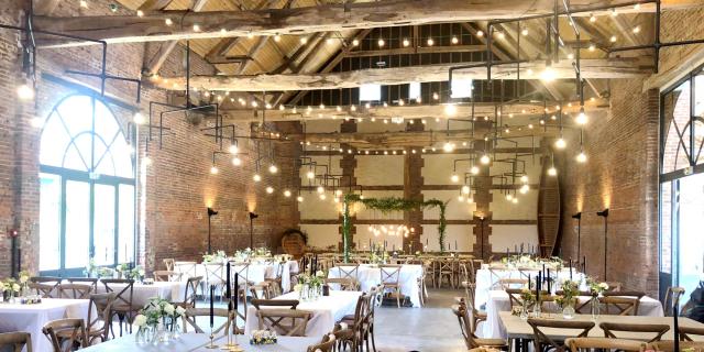 Salle De Receptions Domaine De Guerquesalle 1