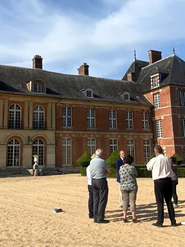 Chateau D'Heudicourt Visite Guidee