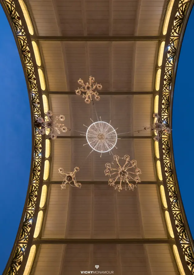 Dscf5023 Vichy Destinations