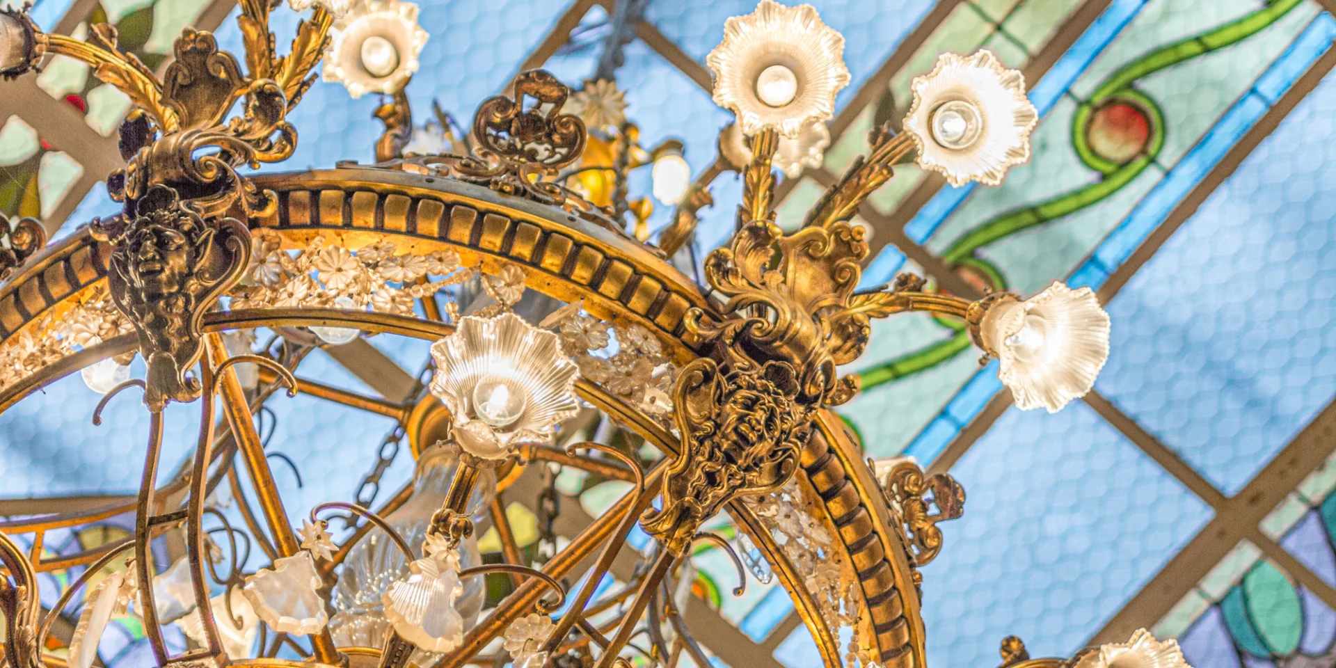 Assistant communication