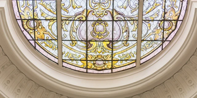 Assistant communication