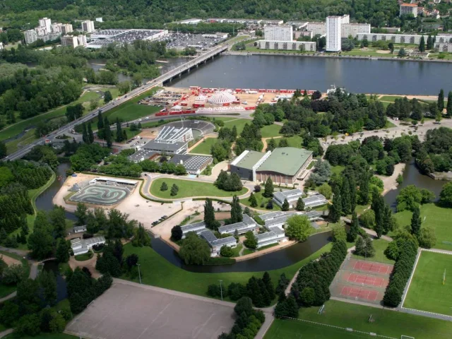 Photo De Couverture Centre Omnisport