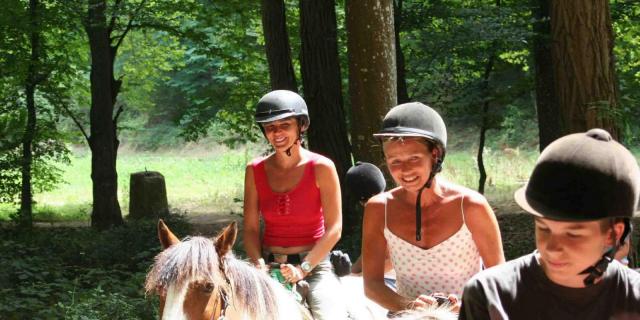 Equestrian walk Gavaudun