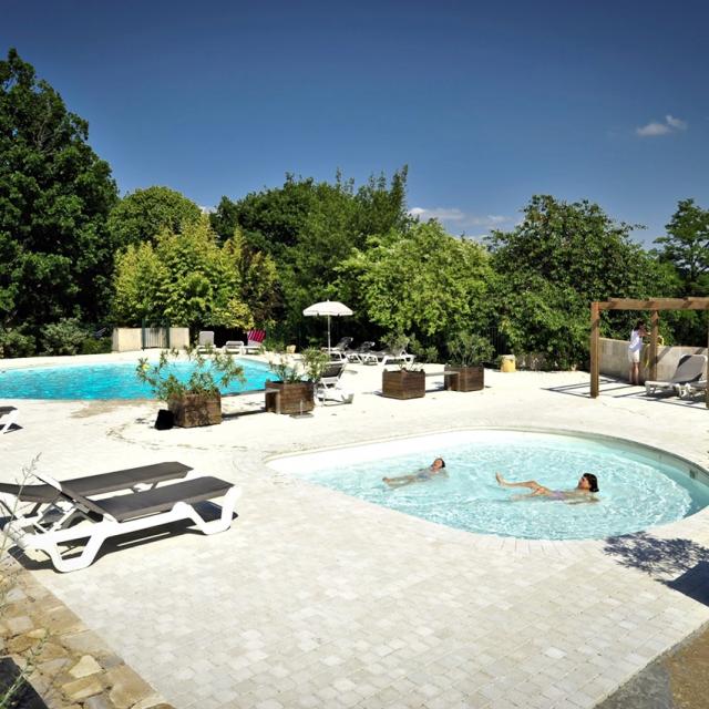 Swimming pool Gites Lot