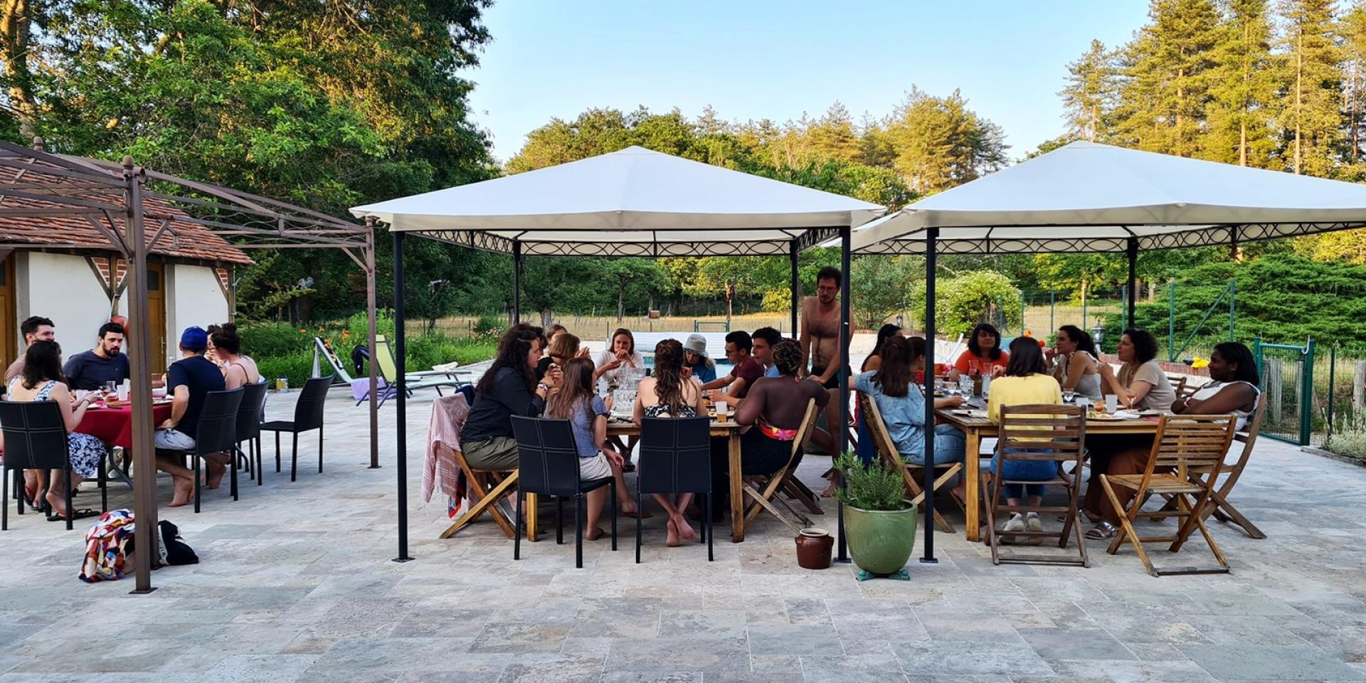 Gite Group With Swimming Pool