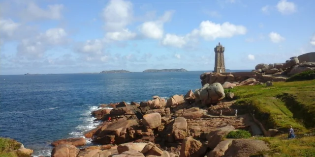 Bretagne Cote De Granit Rose Perros Guirec Ploumanach Phare