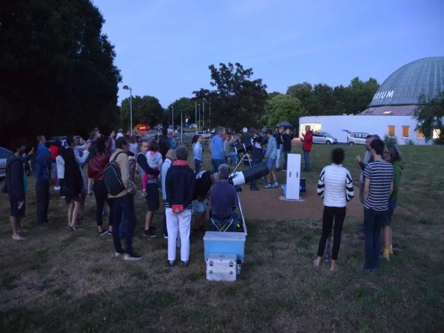 Parc Du Radome Club Astronomie Observation Du Ciel Planetarium Reduite