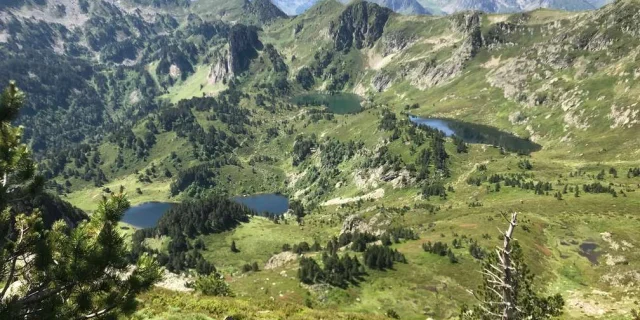Location Gite Vacances Ariege Tourisme Nature Randonnees Paysage Montagne02 Reduite