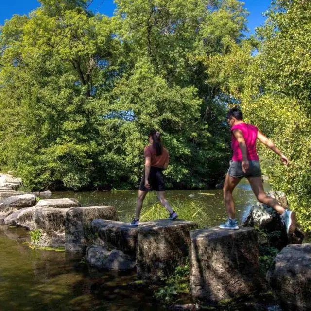 Location Gite Vacances Printemps Avril Paques Circuits Et Balades En Val De Loire Poitou Charentes