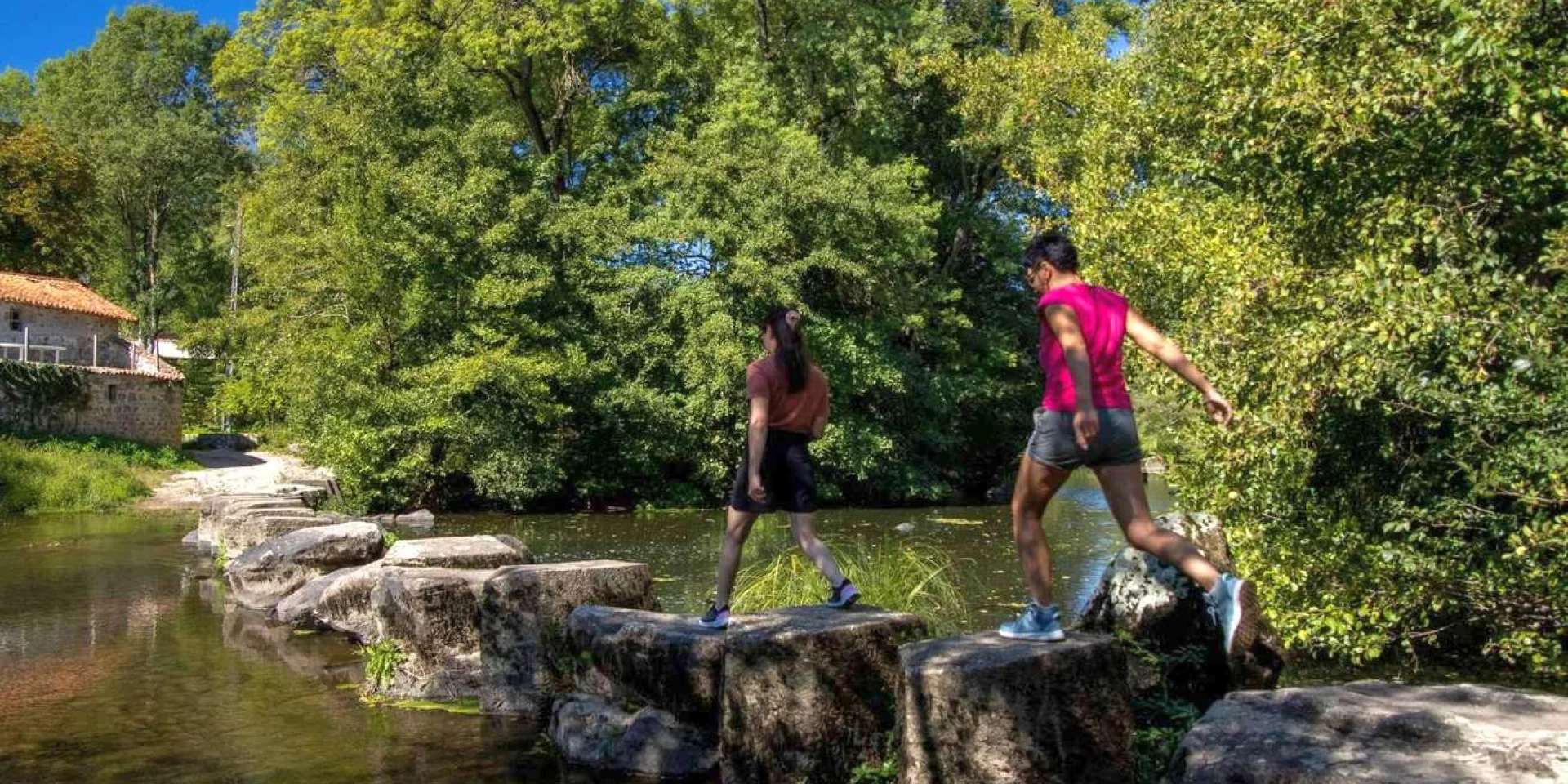 Location Gite Vacances Printemps Avril Paques Circuits Et Balades En Val De Loire Poitou Charentes