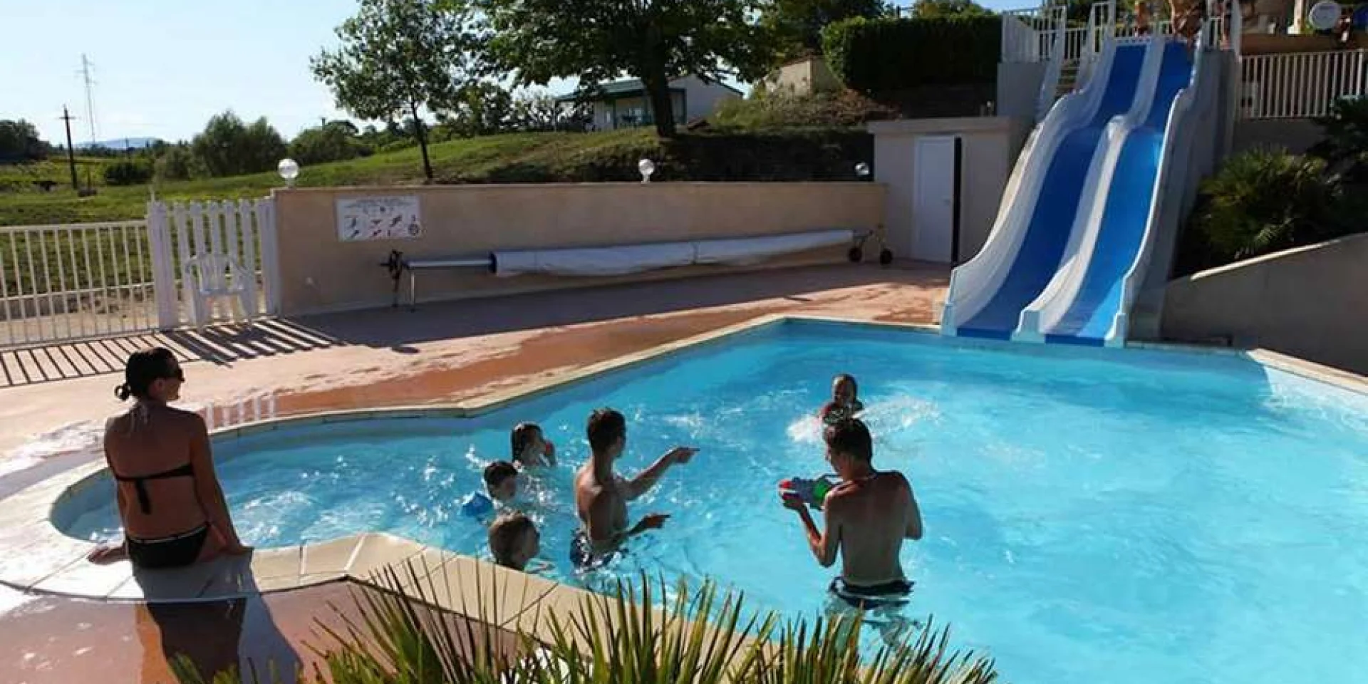 Verhuur Gite Weekend Ascension Zwembad Ardeche
