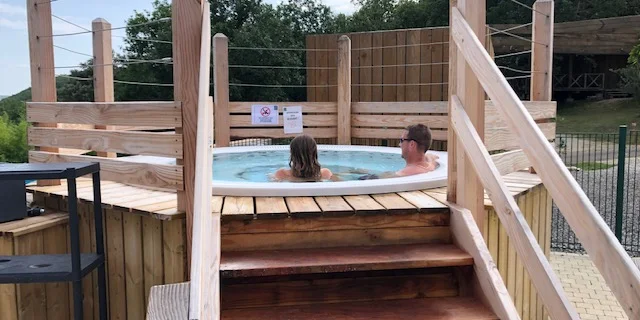 Gite Atypique Location Insolite Spa Jacuzzi Privatif 21