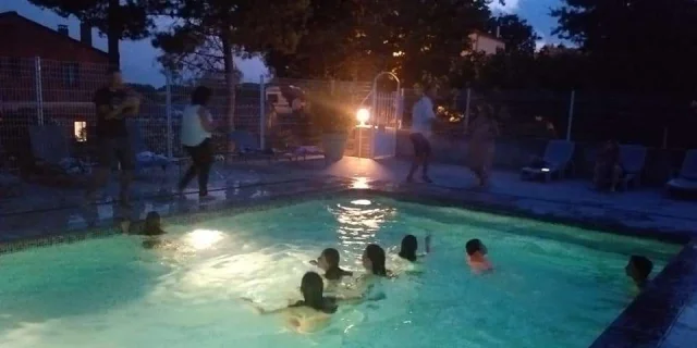 Location De Vacances Dans Le Gard Gite Piscine Enfants