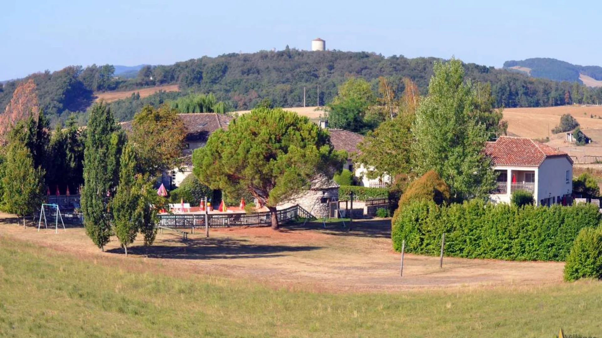 Villagedegites Lot Et Garonne Ferme Couderc 01 Luchtfoto 02 Reduite